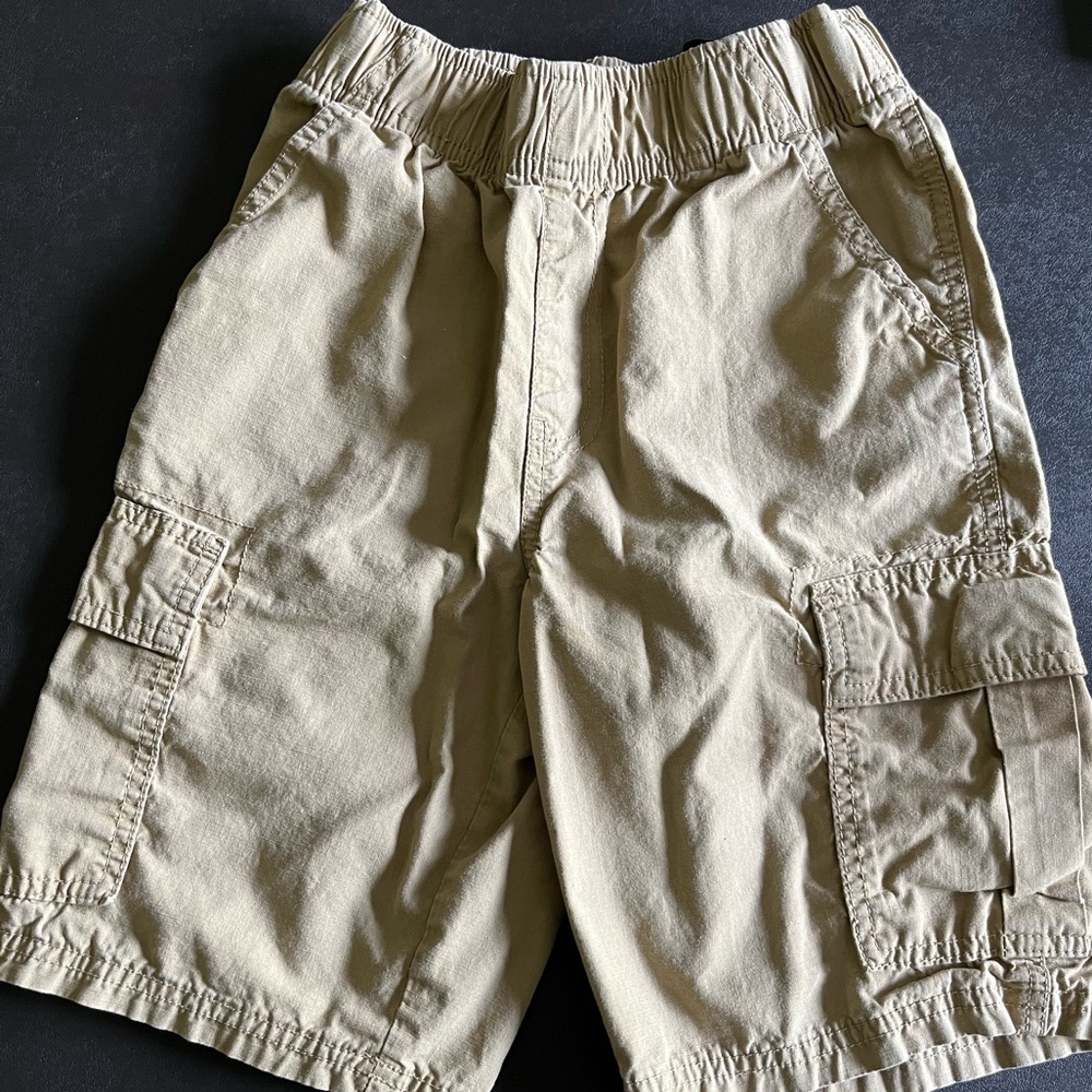 Boys Size 10 khaki shorts with adjustable waist band by children’s place